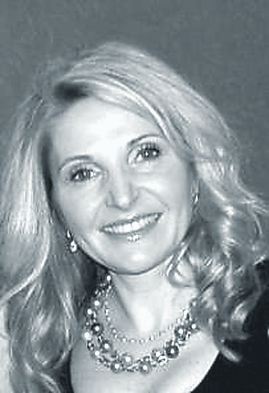 Dr. Roxana G. Kline, Chief Vascular Surgeon at Summit Surgical Institute